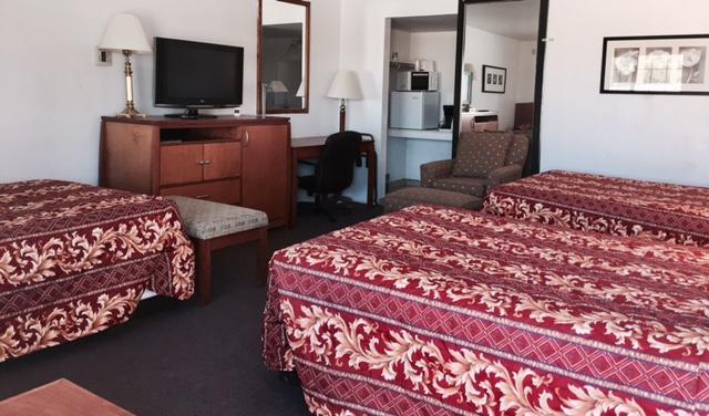 Maple Inn And Suites Los Banos Exteriér fotografie