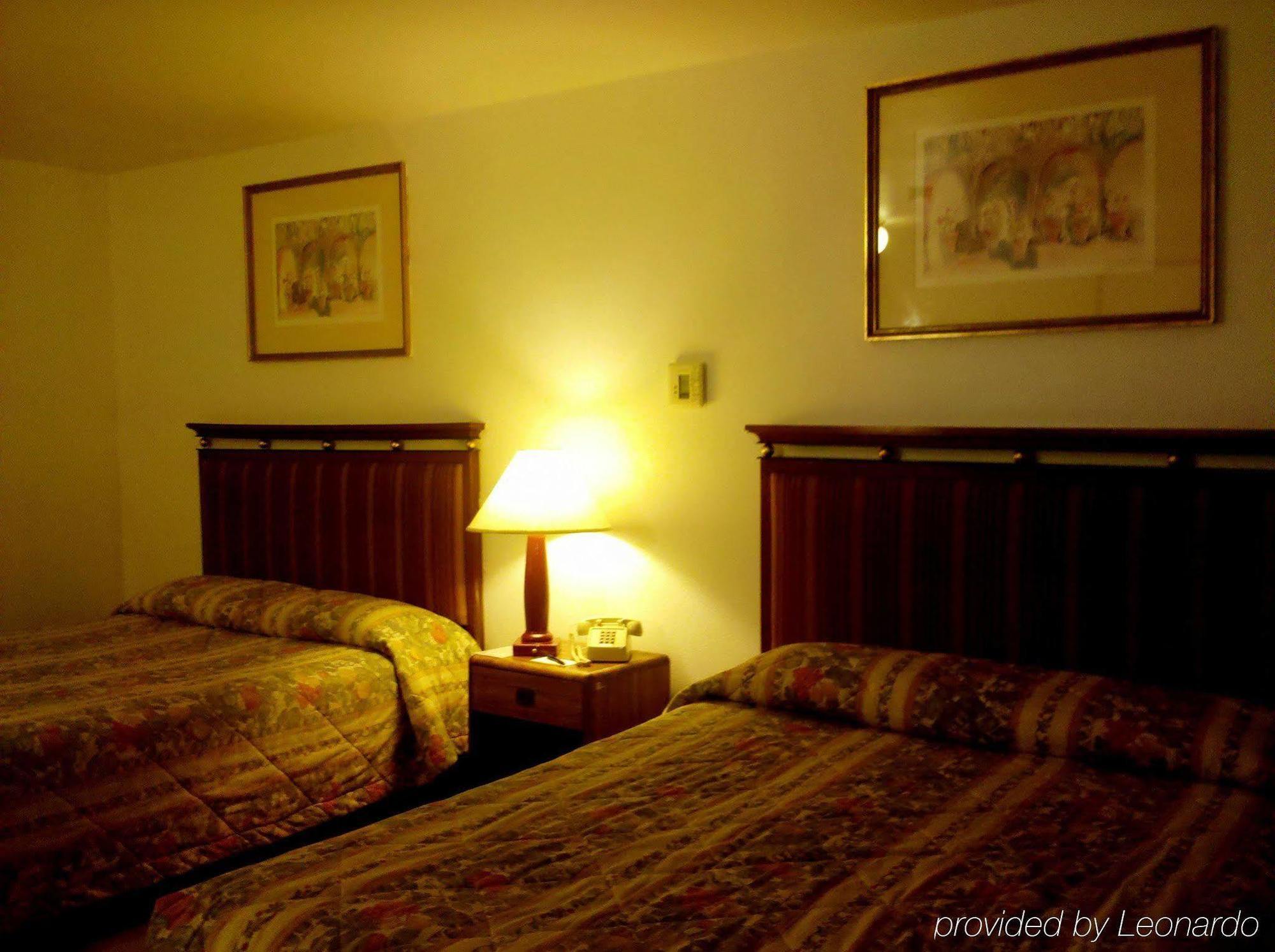 Maple Inn And Suites Los Banos Pokoj fotografie
