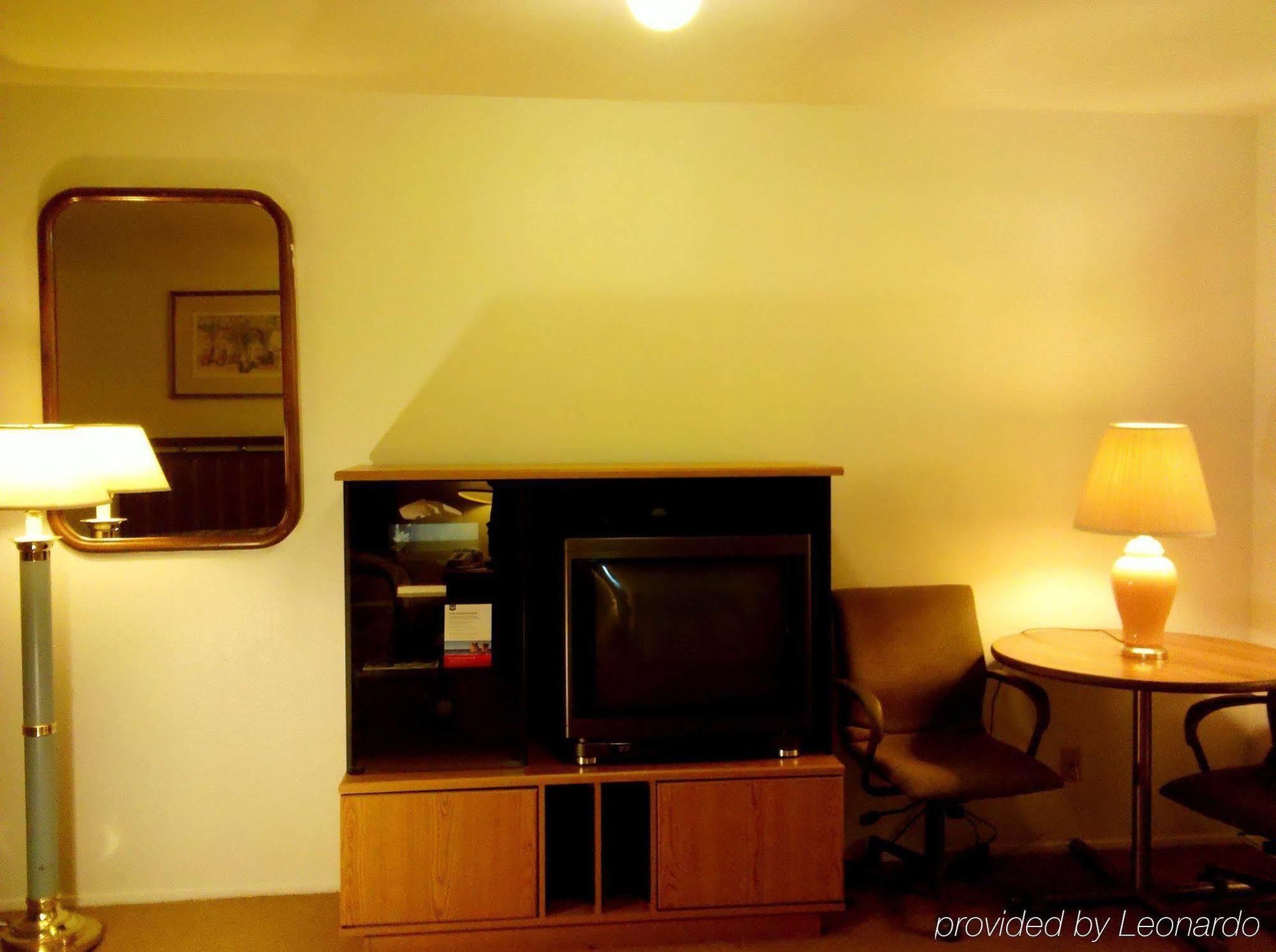 Maple Inn And Suites Los Banos Pokoj fotografie